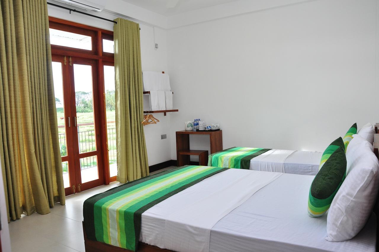 Green View Resort - Anuradhapura Kültér fotó