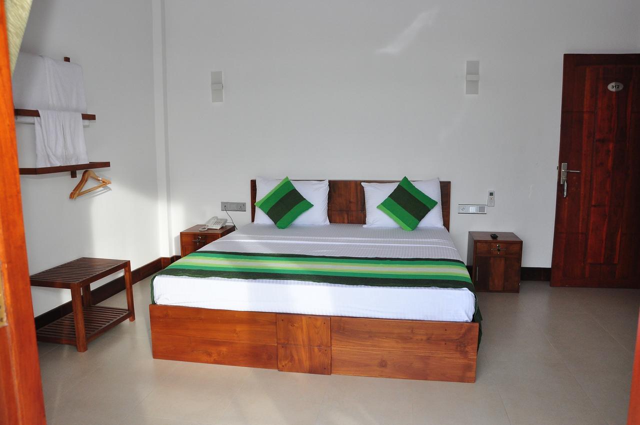 Green View Resort - Anuradhapura Kültér fotó